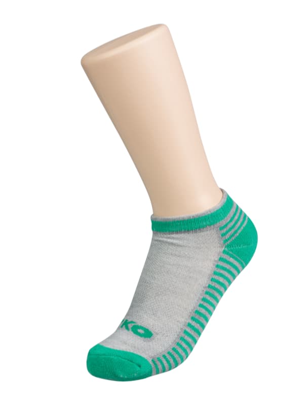 Clipping path for the footwear - Footwear image editing work sample